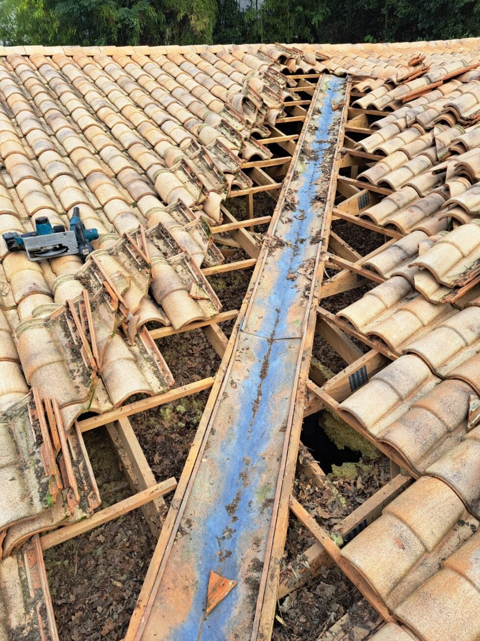 Habillage bandeaux à Royan, La Palmyre et Breuillet : soignez les finitions de votre toiture